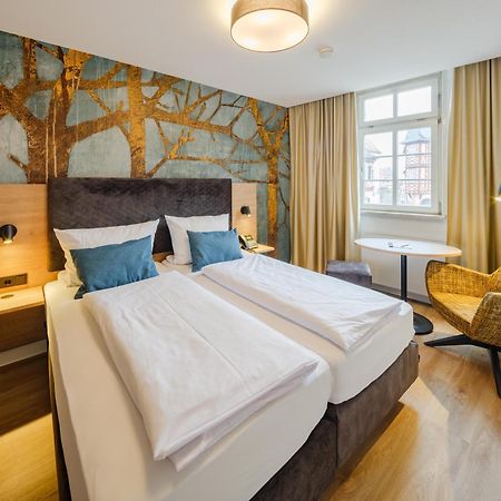 Hotel Restaurant Goldener Engel Heppenheim  エクステリア 写真
