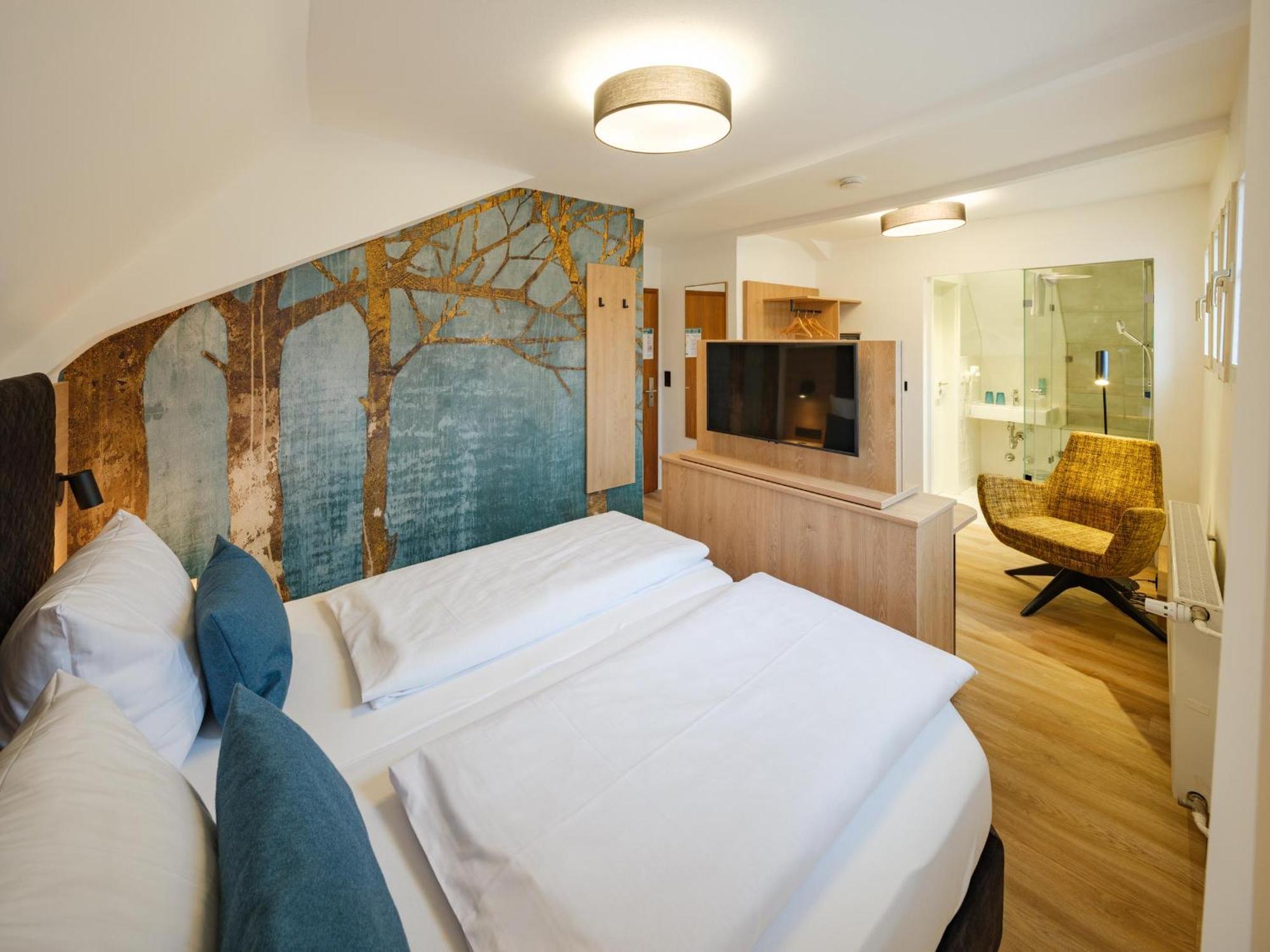 Hotel Restaurant Goldener Engel Heppenheim  エクステリア 写真